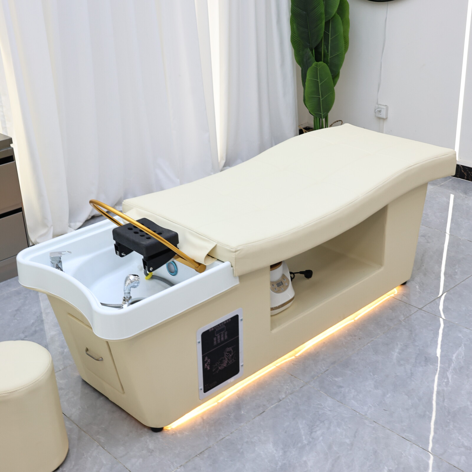 Mesa de Massagem XinSheng com  - Wellness Spa And Salon avaliação e preço